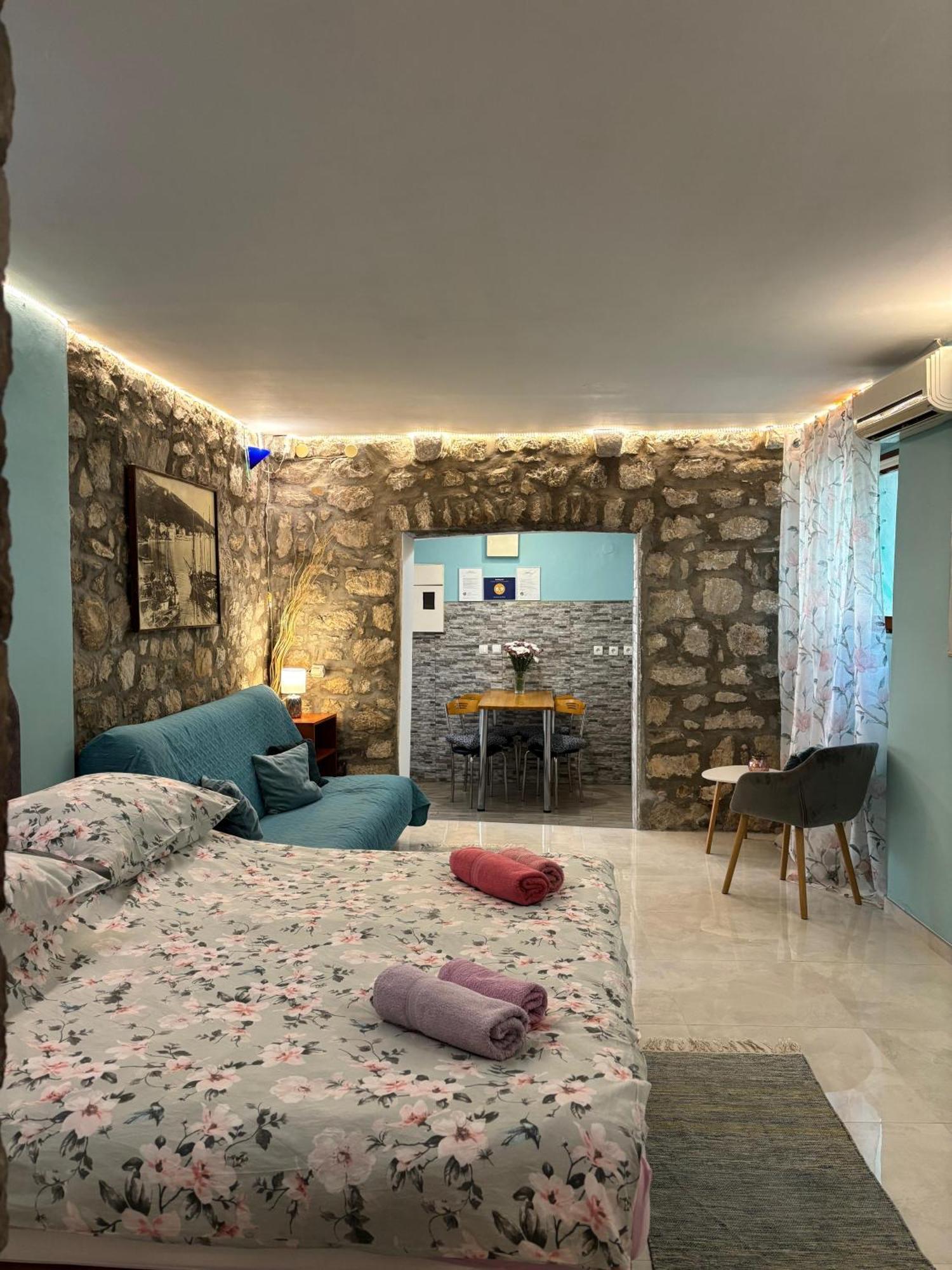 Apartments Hana Makarska Eksteriør billede