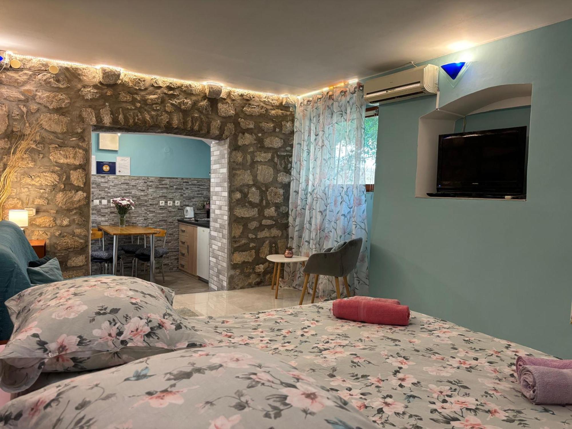Apartments Hana Makarska Eksteriør billede